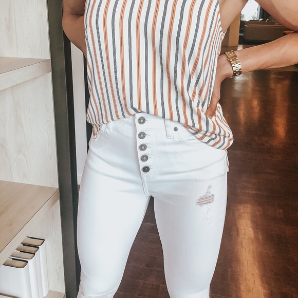 Alla Frayed Ankle White Jeans - Picture 2 of 5